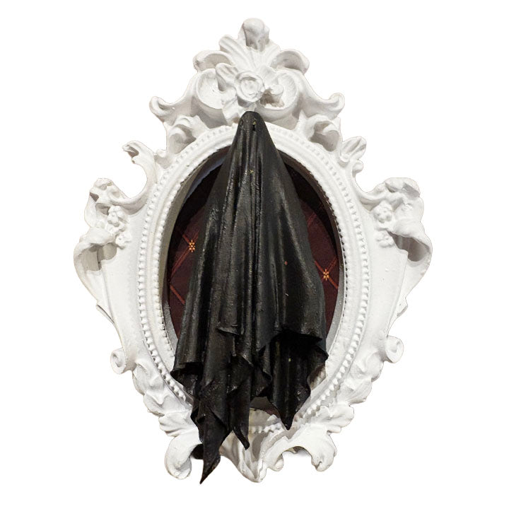 Trapped Ghoul, Black