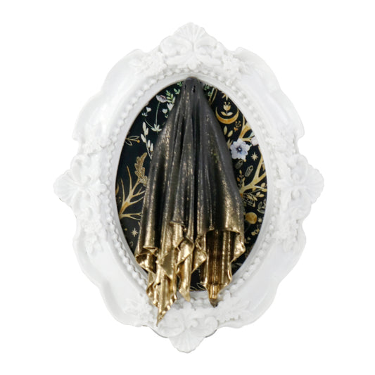 Trapped Ghoul, Black + Gold