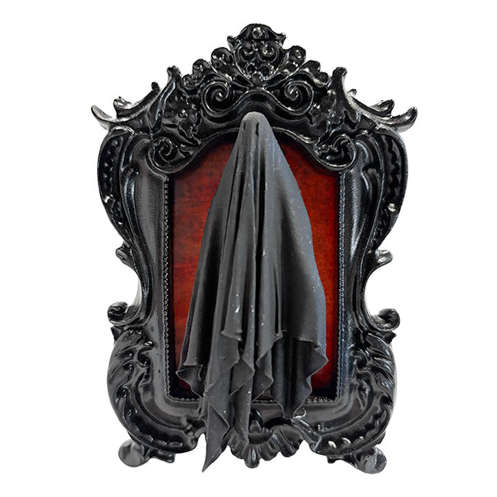 Trapped Ghoul, Black
