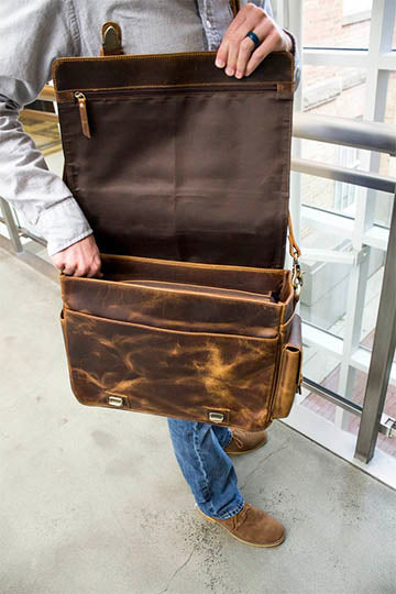 Sitka Leather Messenger Bag