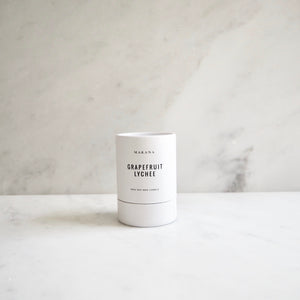 By Makana Candles Grapefruit Lychee Candle: Refreshing and addicting, a citrus accord of grapefruit, pomelo and yuzu, accented by notes of lychee and lilikoi, sweetened with a base of vanilla sugar. Hand-poured in-house in small batches using simple, clean ingredients – 100% soy wax, lead-free cotton wicking.